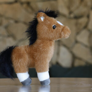 ברנדי - בובת סוס